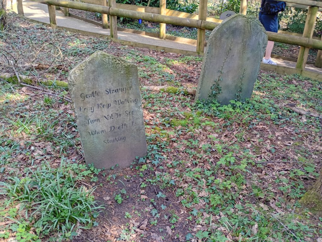 Alton Manor Graves